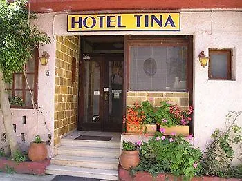 Tina Готель *
