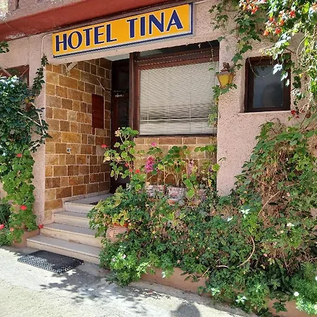 Hotel Tina *