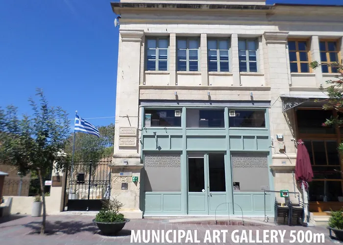 Tina Ξενοδοχείο *